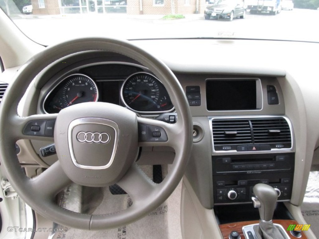 2007 Audi Q7 4.2 Premium quattro Cardamom Beige Dashboard Photo #51878107