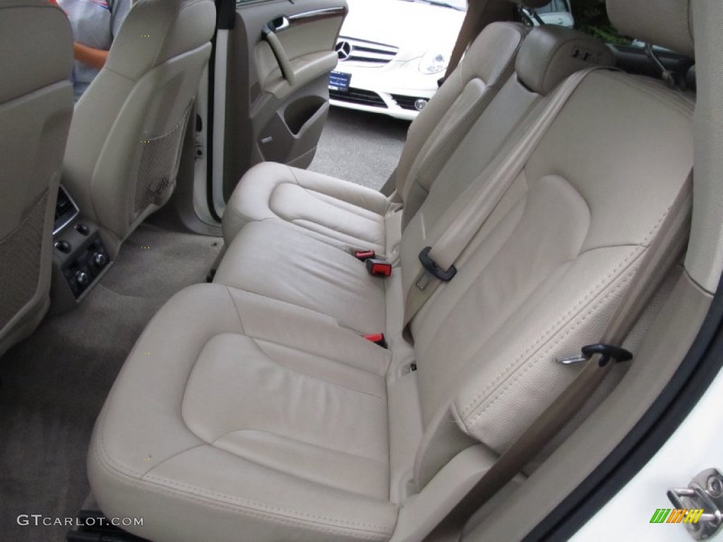 Cardamom Beige Interior 2007 Audi Q7 4.2 Premium quattro Photo #51878269