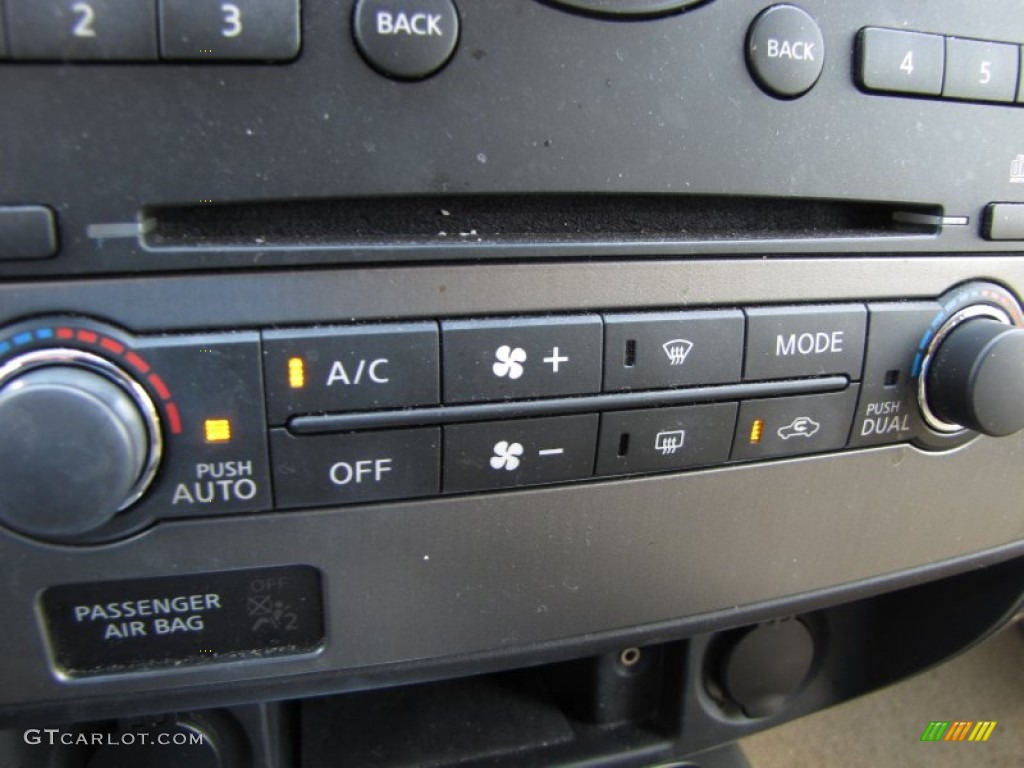 2008 Nissan Armada SE Controls Photo #51878354