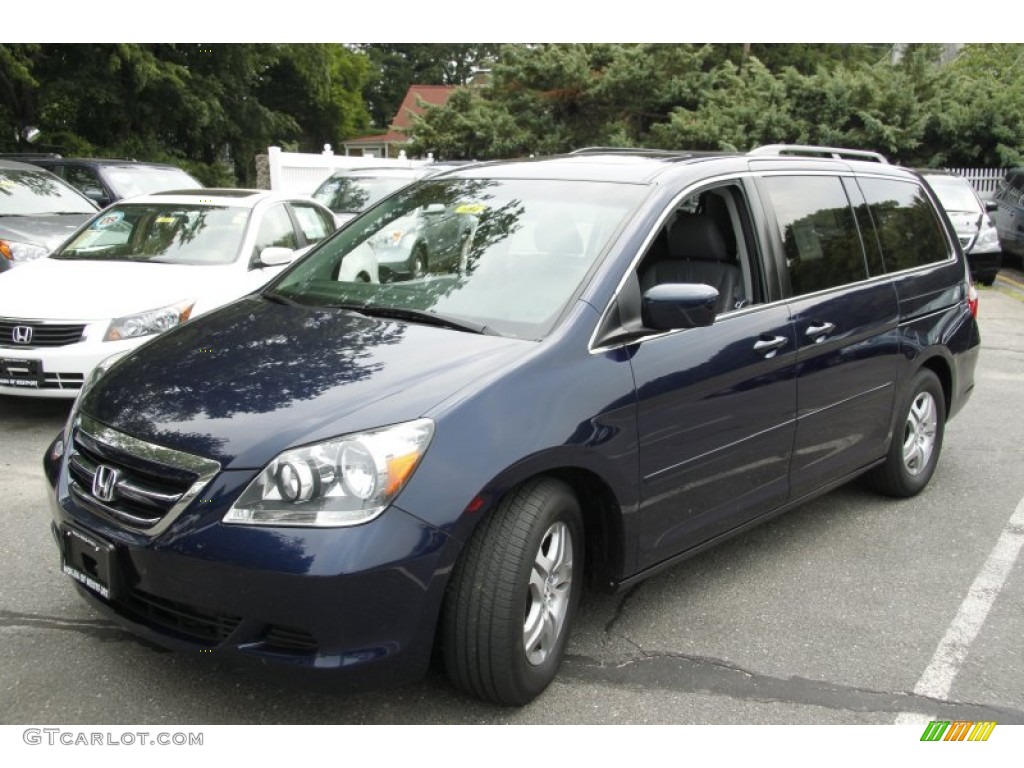 Midnight Blue Pearl Honda Odyssey