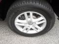 2009 Volkswagen Touareg 2 VR6 Wheel and Tire Photo