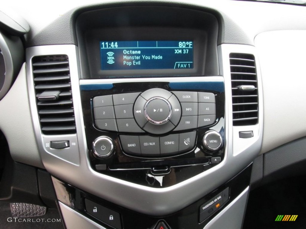 2012 Chevrolet Cruze LS Controls Photo #51883190