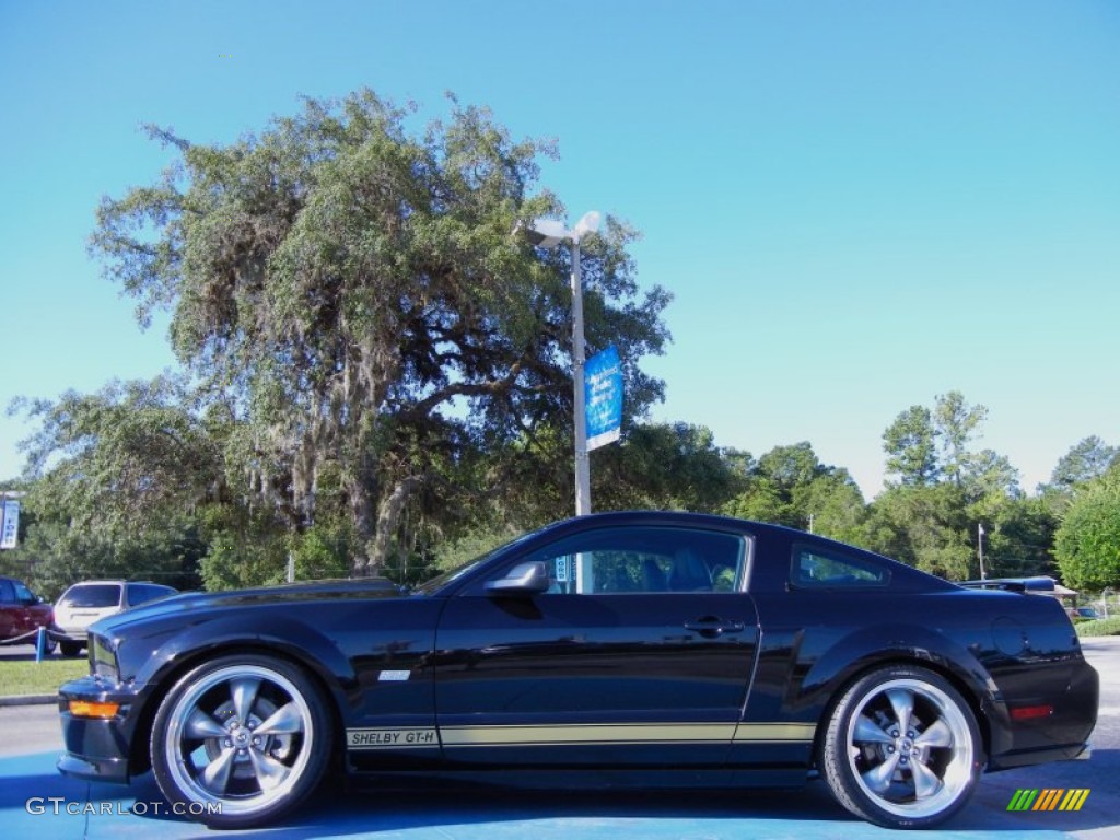 2006 Mustang Shelby GT-H Coupe - Black / Dark Charcoal photo #2