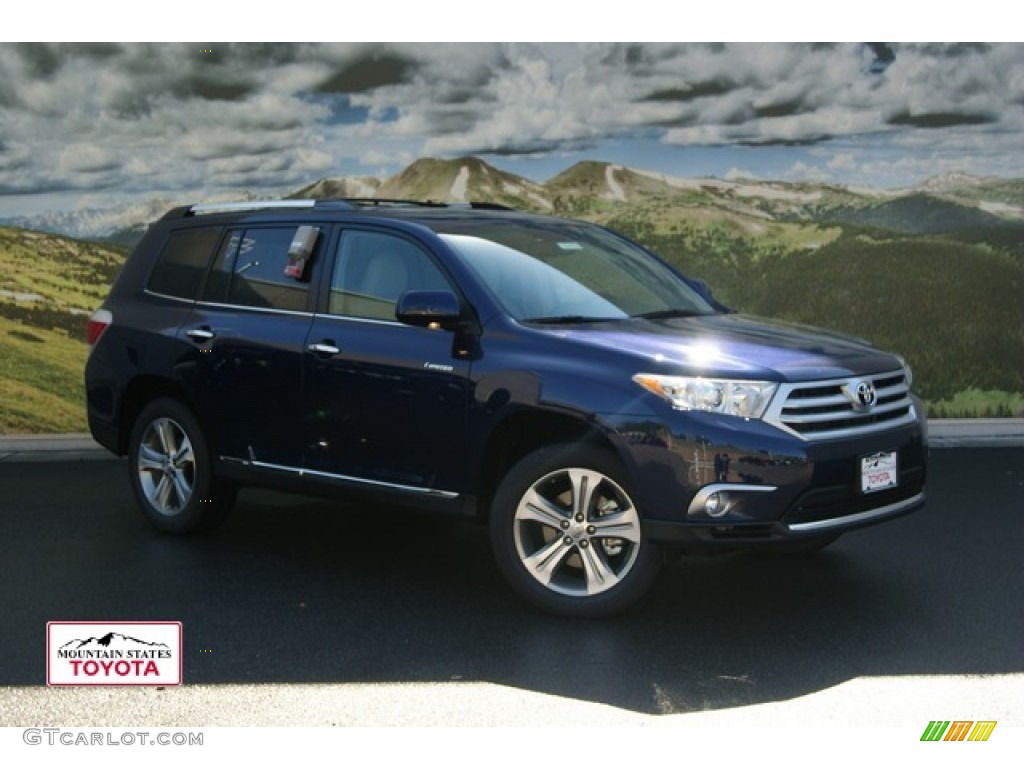 Nautical Blue Pearl Toyota Highlander