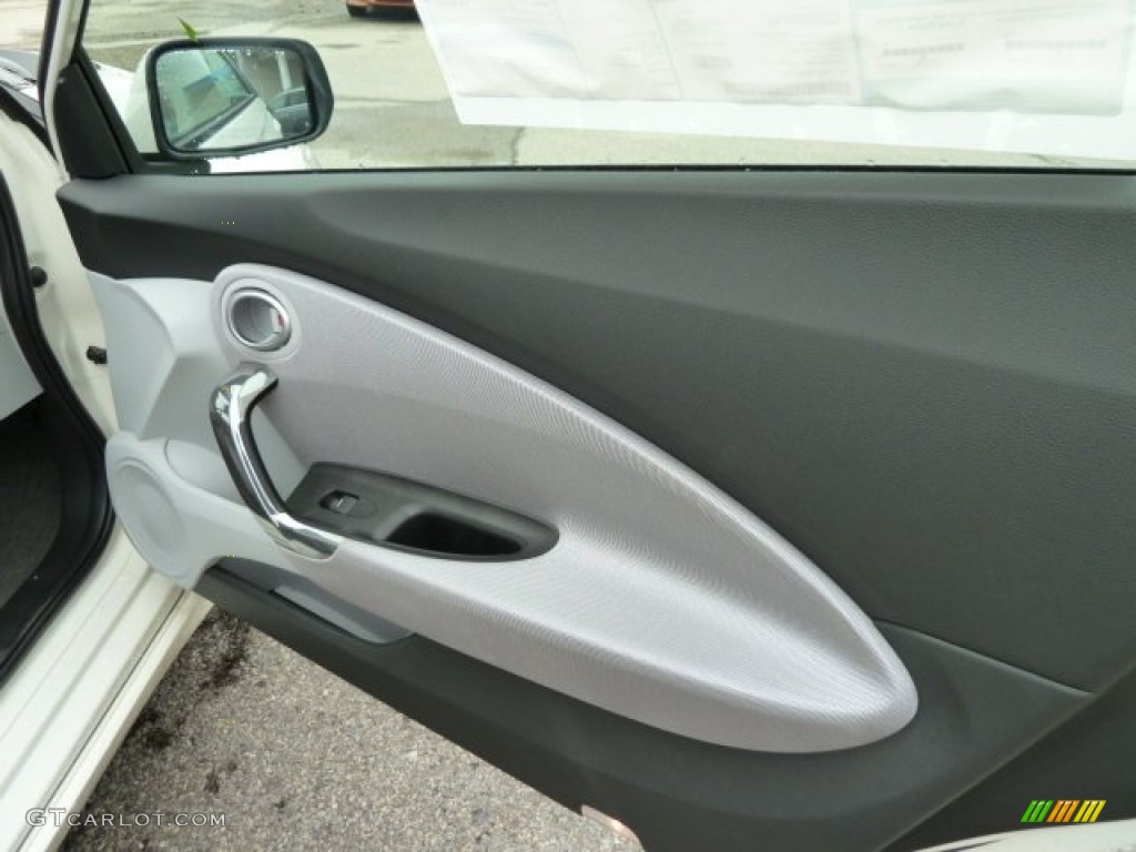 2011 Honda CR-Z EX Sport Hybrid Gray Fabric Door Panel Photo #51885125