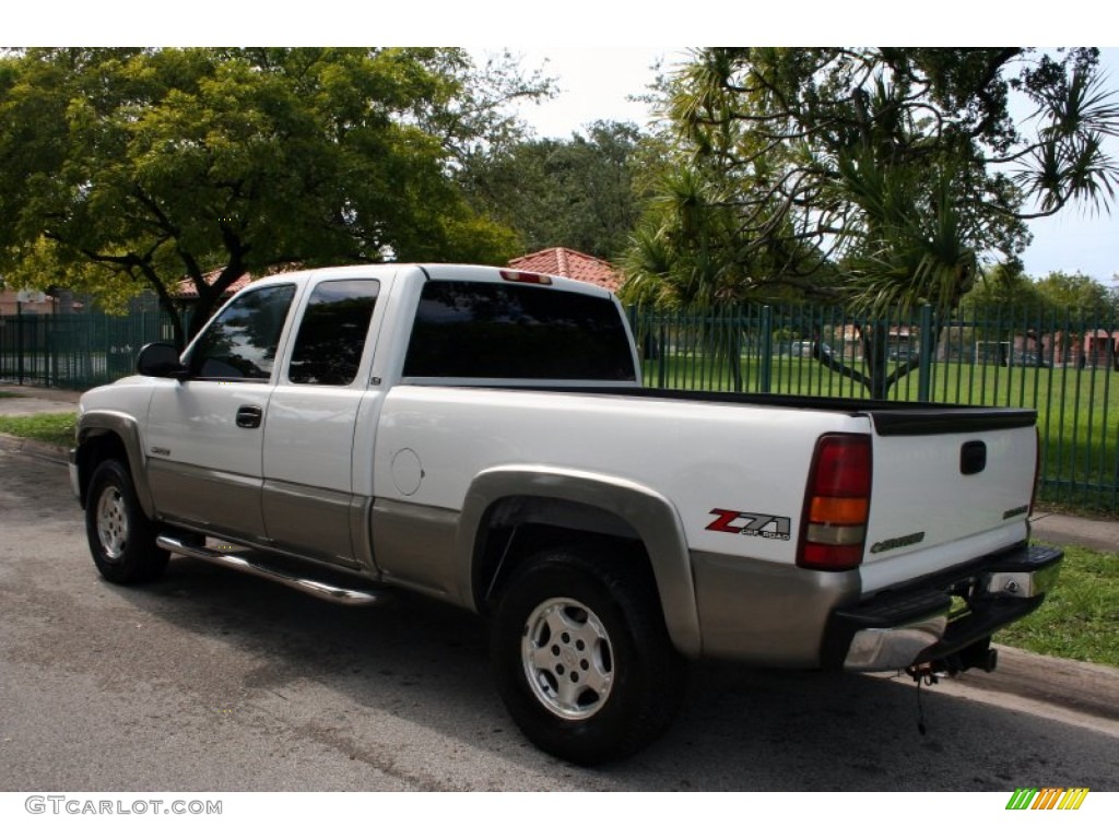 2001 Silverado 1500 Z71 Extended Cab 4x4 - Summit White / Graphite photo #6
