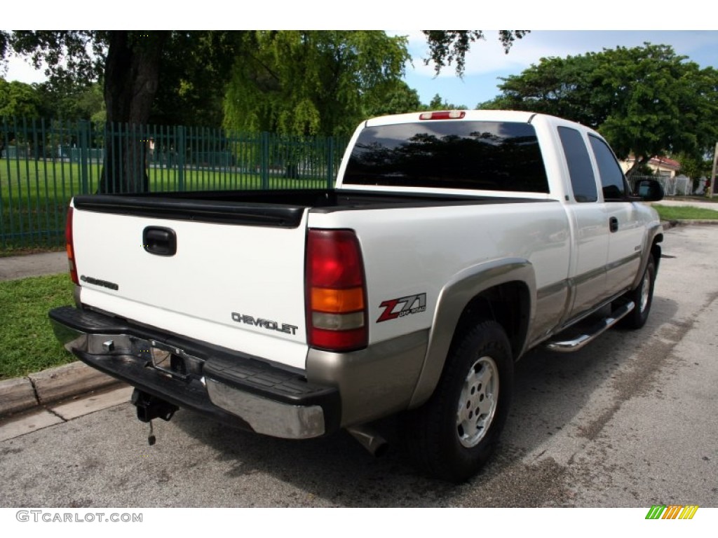 2001 Silverado 1500 Z71 Extended Cab 4x4 - Summit White / Graphite photo #9
