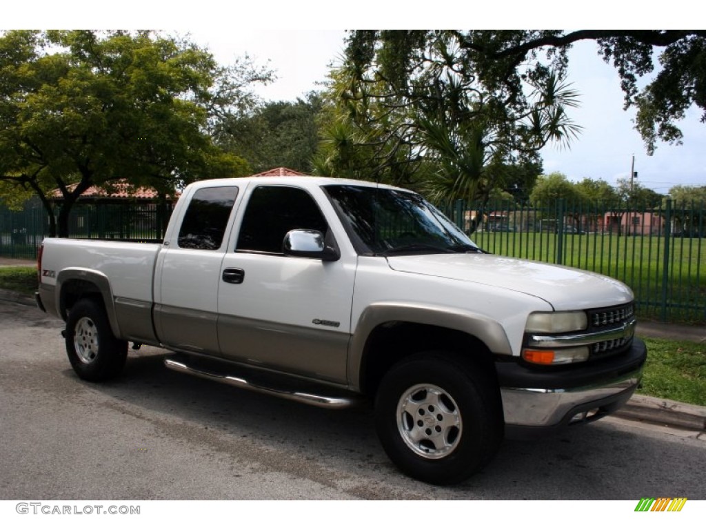2001 Silverado 1500 Z71 Extended Cab 4x4 - Summit White / Graphite photo #15