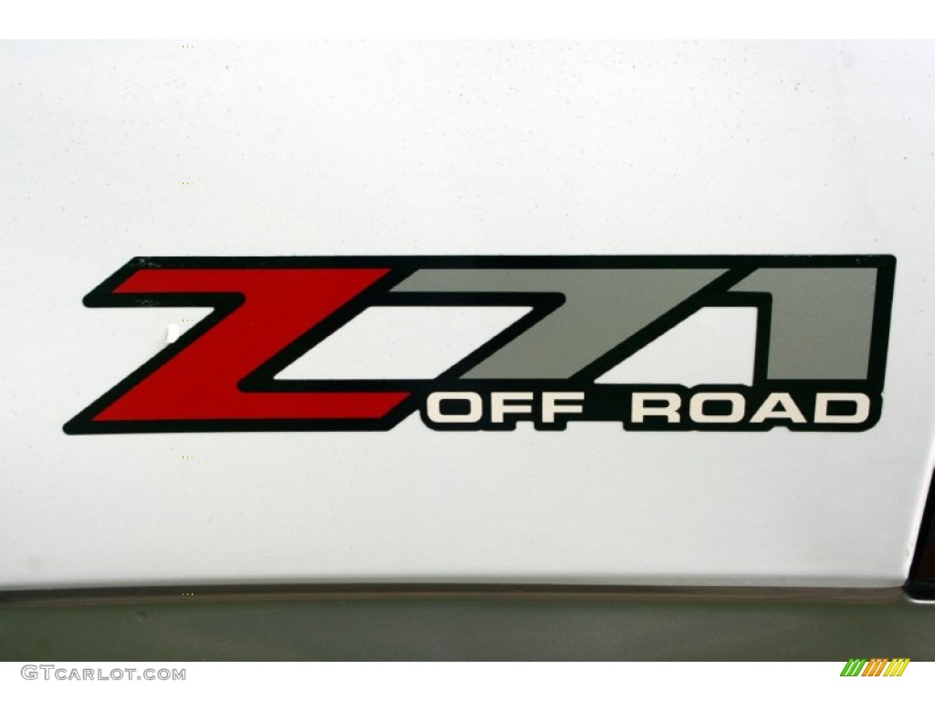 2001 Silverado 1500 Z71 Extended Cab 4x4 - Summit White / Graphite photo #82