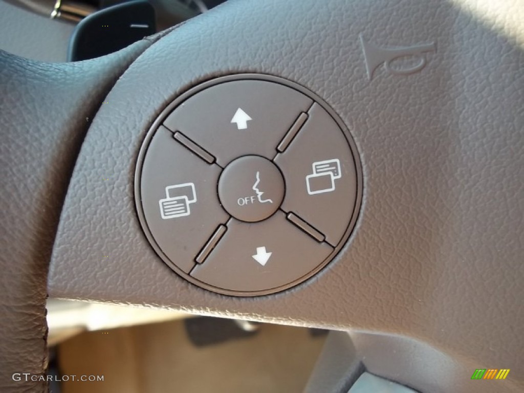 2009 Mercedes-Benz GL 320 BlueTEC 4Matic Controls Photo #51887141
