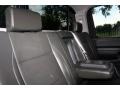 2005 White Nissan Titan LE Crew Cab 4x4  photo #47