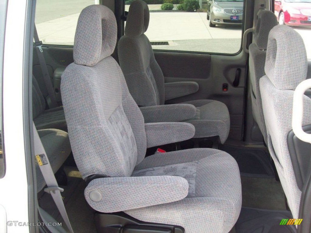 Gray Interior 2002 Pontiac Montana Standard Montana Model Photo #51887705