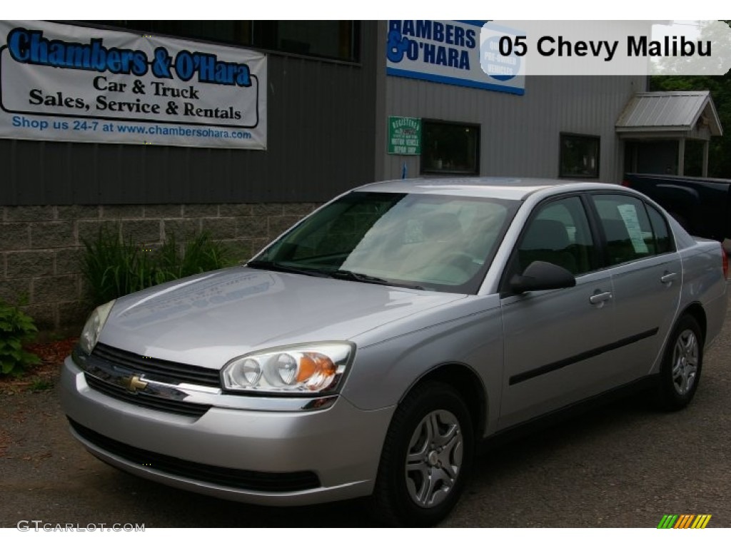 2005 Malibu Sedan - Galaxy Silver Metallic / Gray photo #1