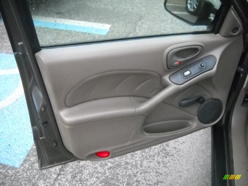 2001 Pontiac Grand Am SE Sedan Door Panel Photos