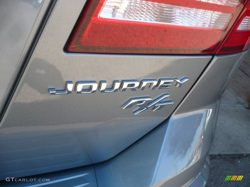 2010 Dodge Journey R/T AWD Marks and Logos Photos