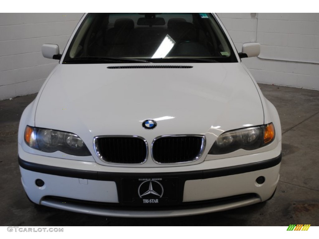 2003 3 Series 325i Sedan - Alpine White / Sand photo #2