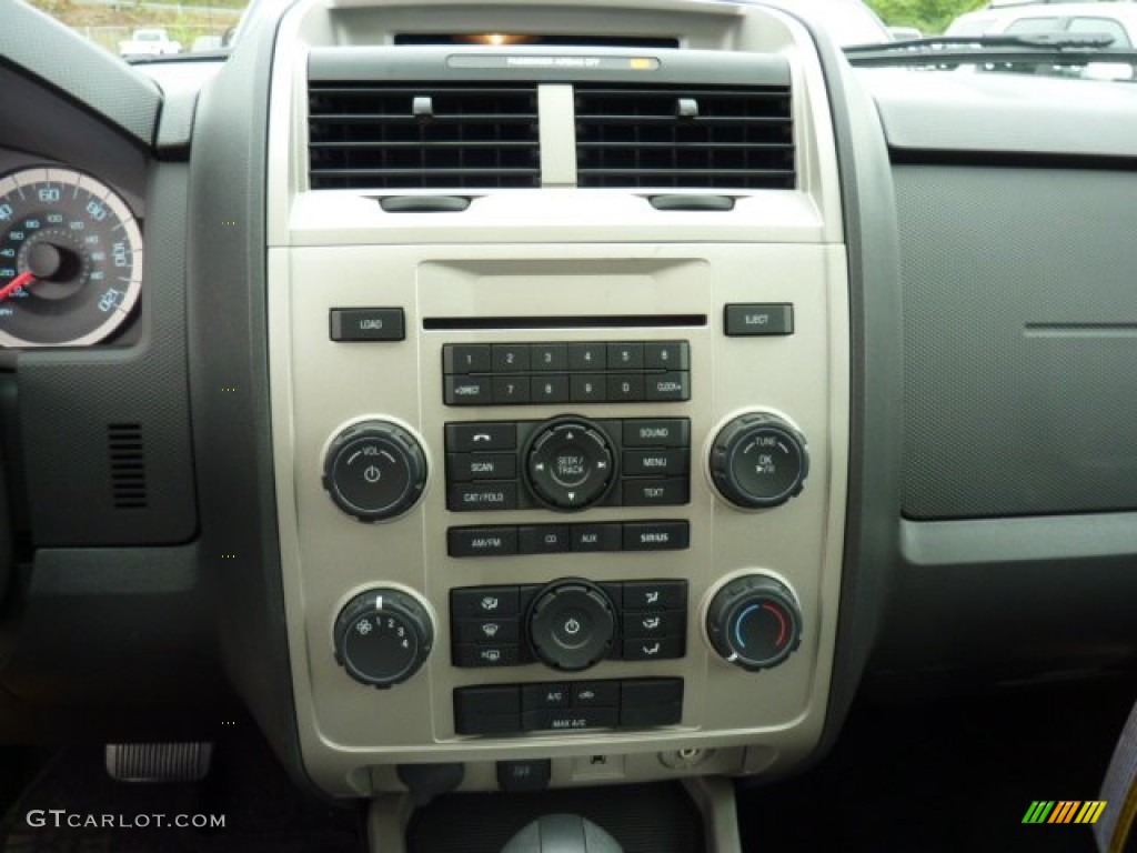 2012 Ford Escape XLT V6 4WD Controls Photo #51895625