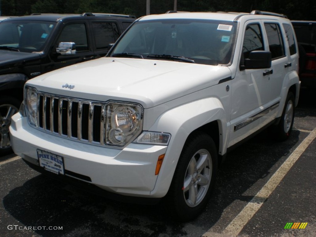 2011 Liberty Limited 4x4 - Bright White / Pastel Pebble Beige photo #1