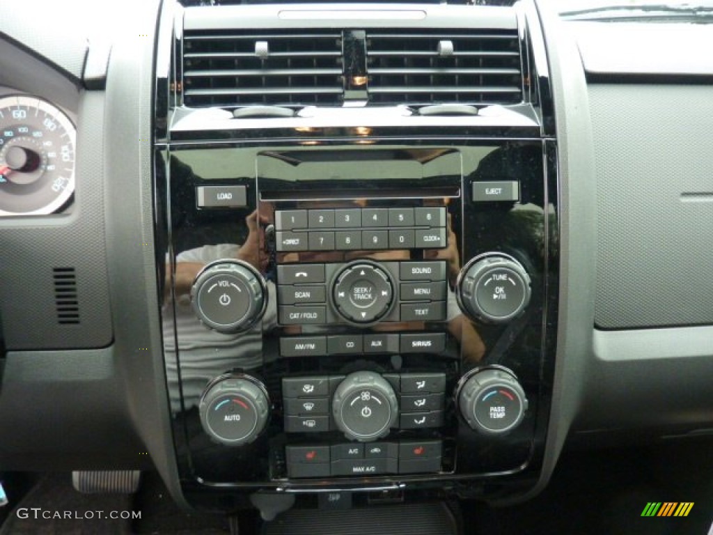 2012 Ford Escape Limited V6 4WD Controls Photo #51896291