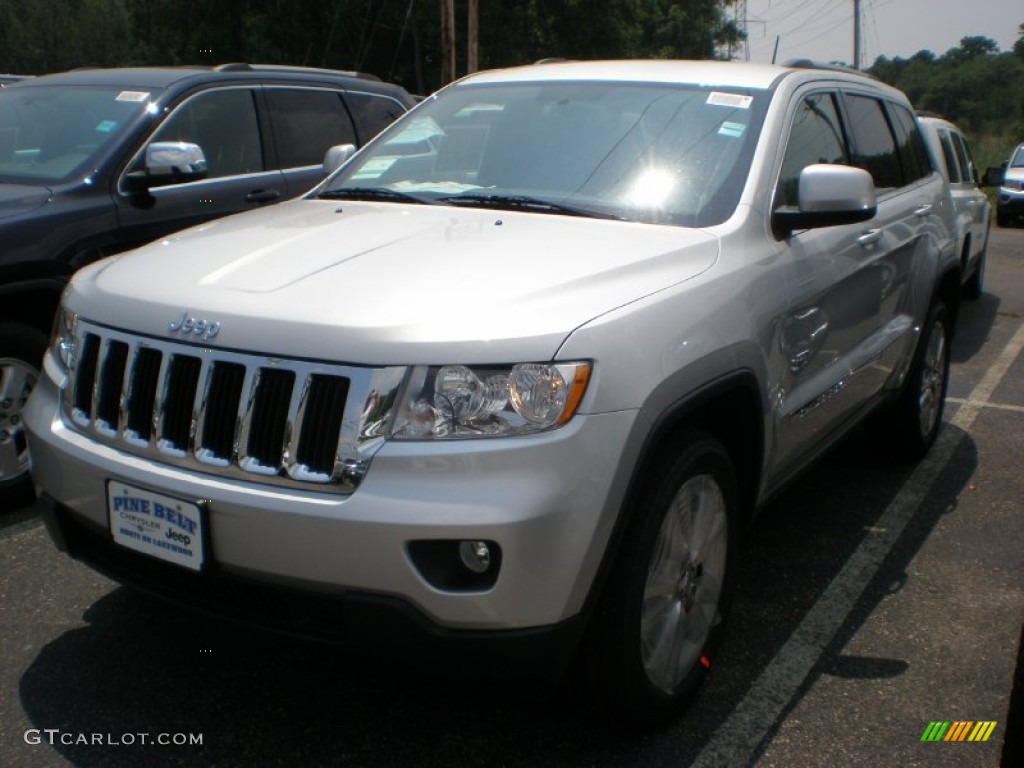 2011 Grand Cherokee Laredo 4x4 - Bright Silver Metallic / Black photo #1