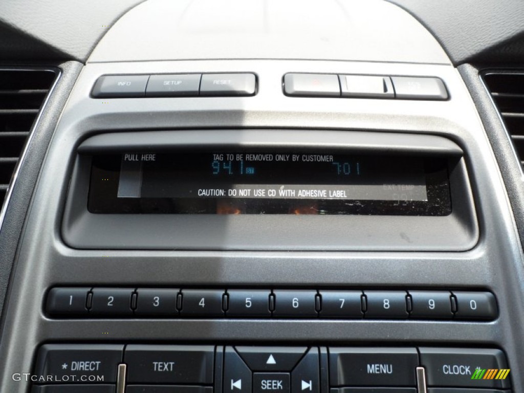2011 Ford Taurus SE Controls Photo #51896645