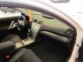 Super White - Camry SE Photo No. 12