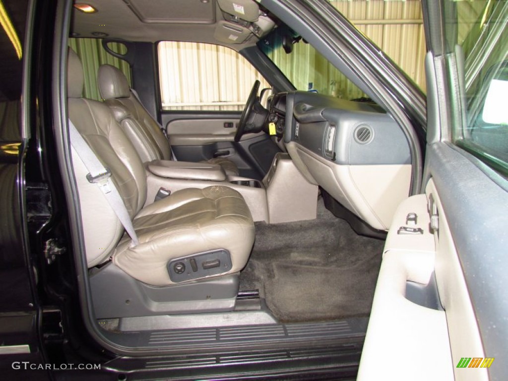 Medium Gray Interior 2000 Chevrolet Suburban 1500 LT Photo #51897710