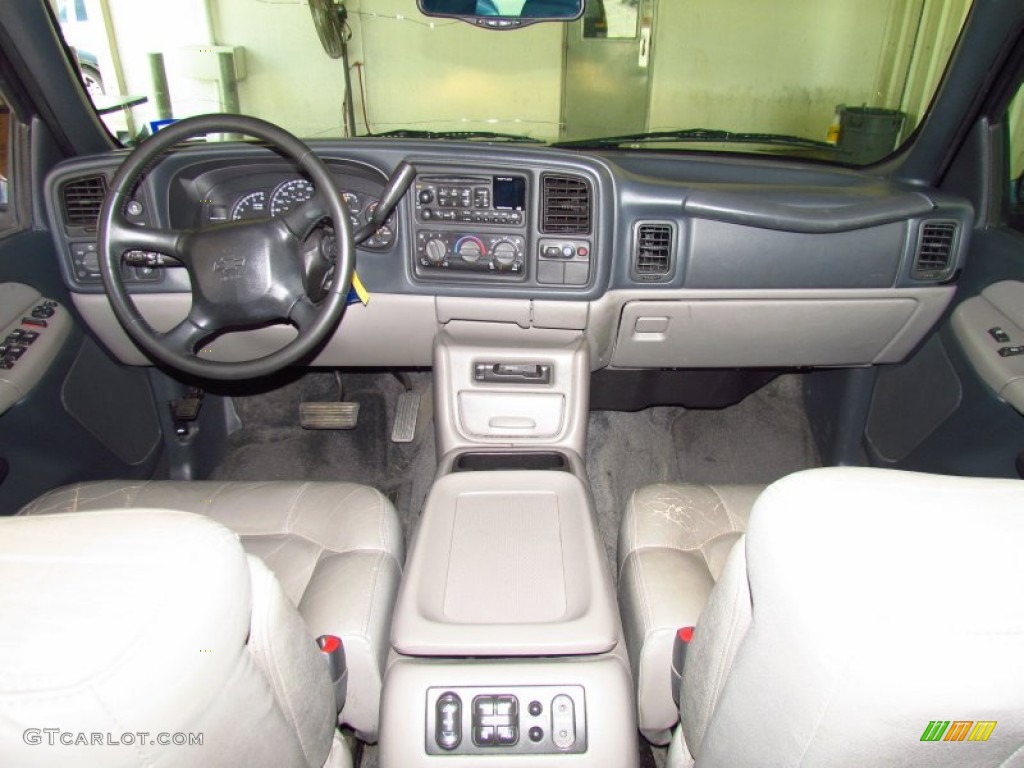 2000 Chevrolet Suburban 1500 LT Dashboard Photos