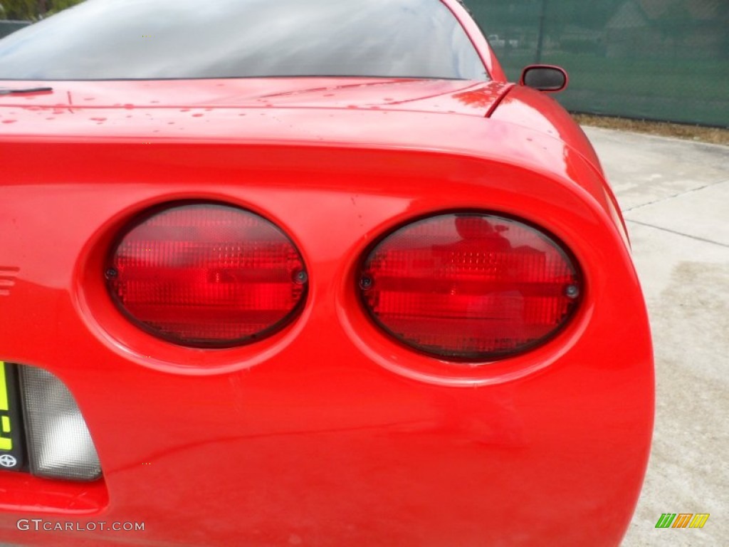 2004 Corvette Coupe - Torch Red / Black photo #20