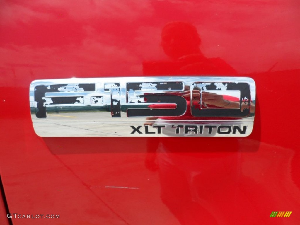 2005 F150 XLT SuperCrew - Bright Red / Medium Flint Grey photo #17