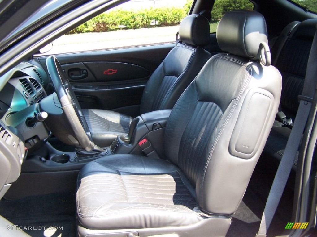 Ebony Black Interior 2003 Chevrolet Monte Carlo SS Photo #51904304
