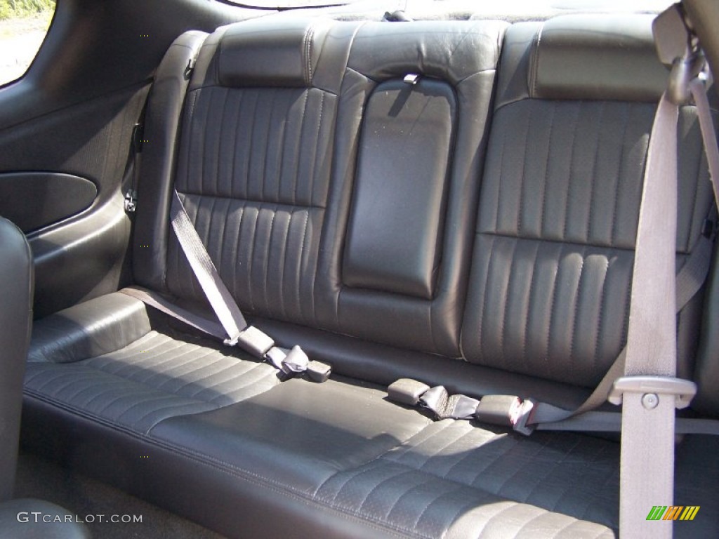 Ebony Black Interior 2003 Chevrolet Monte Carlo SS Photo #51904373
