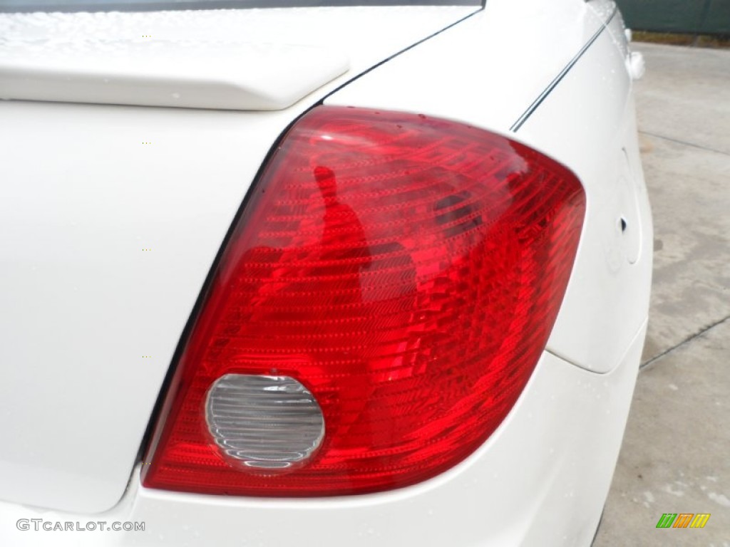 2007 G6 Sedan - Ivory White / Ebony photo #17