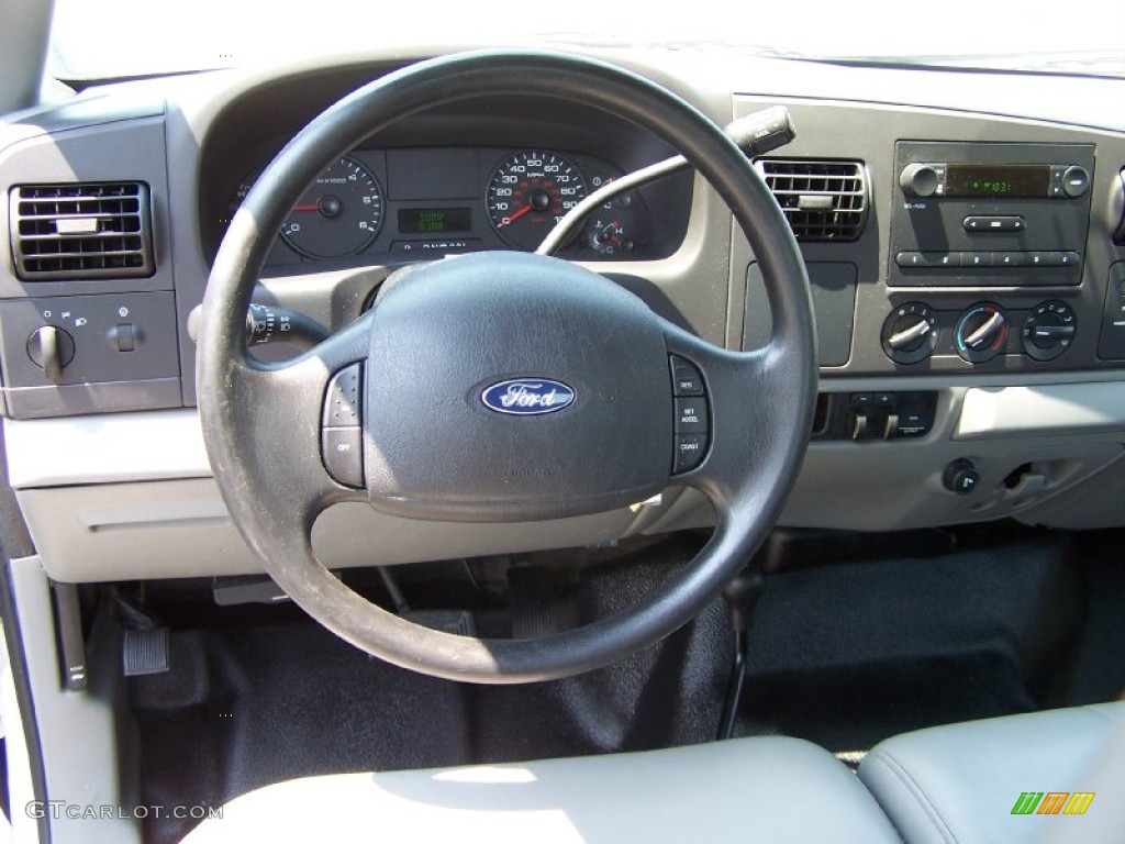 2005 Ford F350 Super Duty XL SuperCab 4x4 Steering Wheel Photos