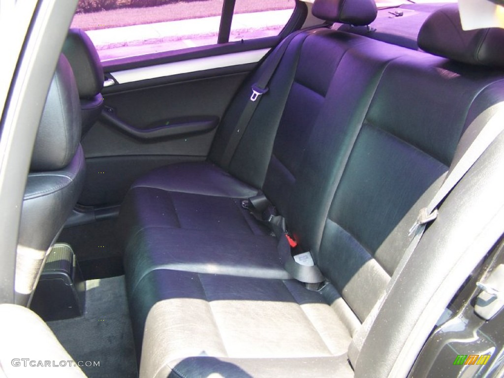 2001 3 Series 330i Sedan - Jet Black / Black photo #14