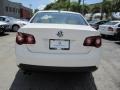 Candy White - Jetta SE Sedan Photo No. 4