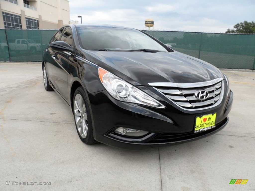 2011 Sonata SE - Midnight Black / Black photo #1