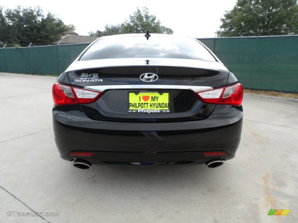 2011 Sonata SE - Midnight Black / Black photo #4