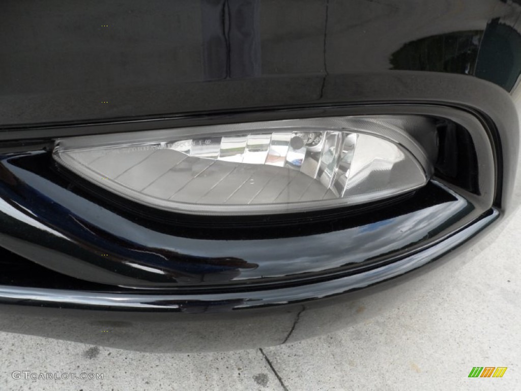 2011 Sonata SE - Midnight Black / Black photo #11