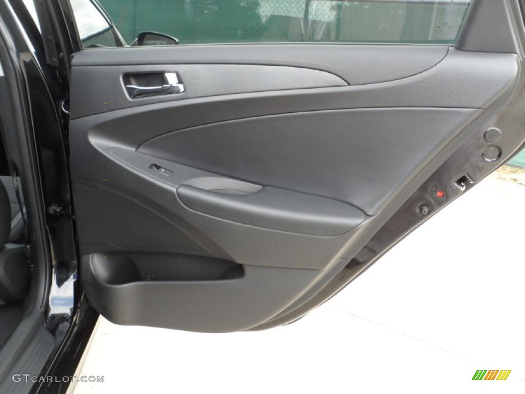 2011 Sonata SE - Midnight Black / Black photo #27