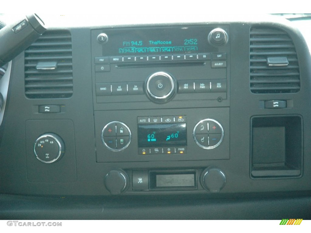 2009 Silverado 1500 LT Crew Cab 4x4 - Blue Granite Metallic / Dark Titanium photo #11