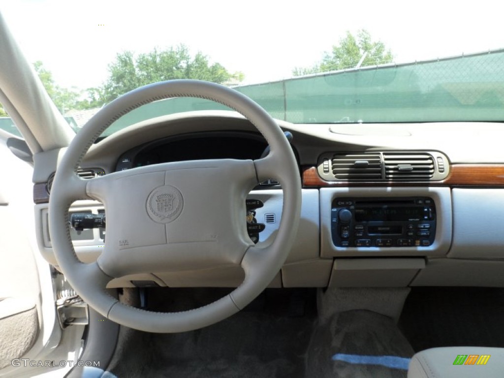 1999 Cadillac DeVille d'Elegance Dashboard Photos