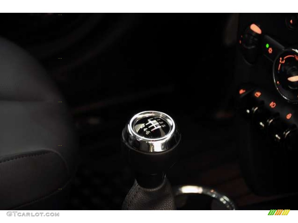 2011 Cooper S Hardtop - White Silver Metallic / Carbon Black photo #33