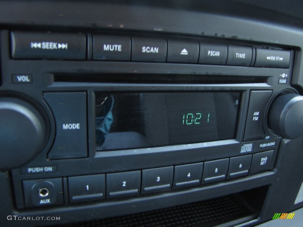 2006 Dodge Ram 2500 ST Quad Cab Controls Photo #51916997