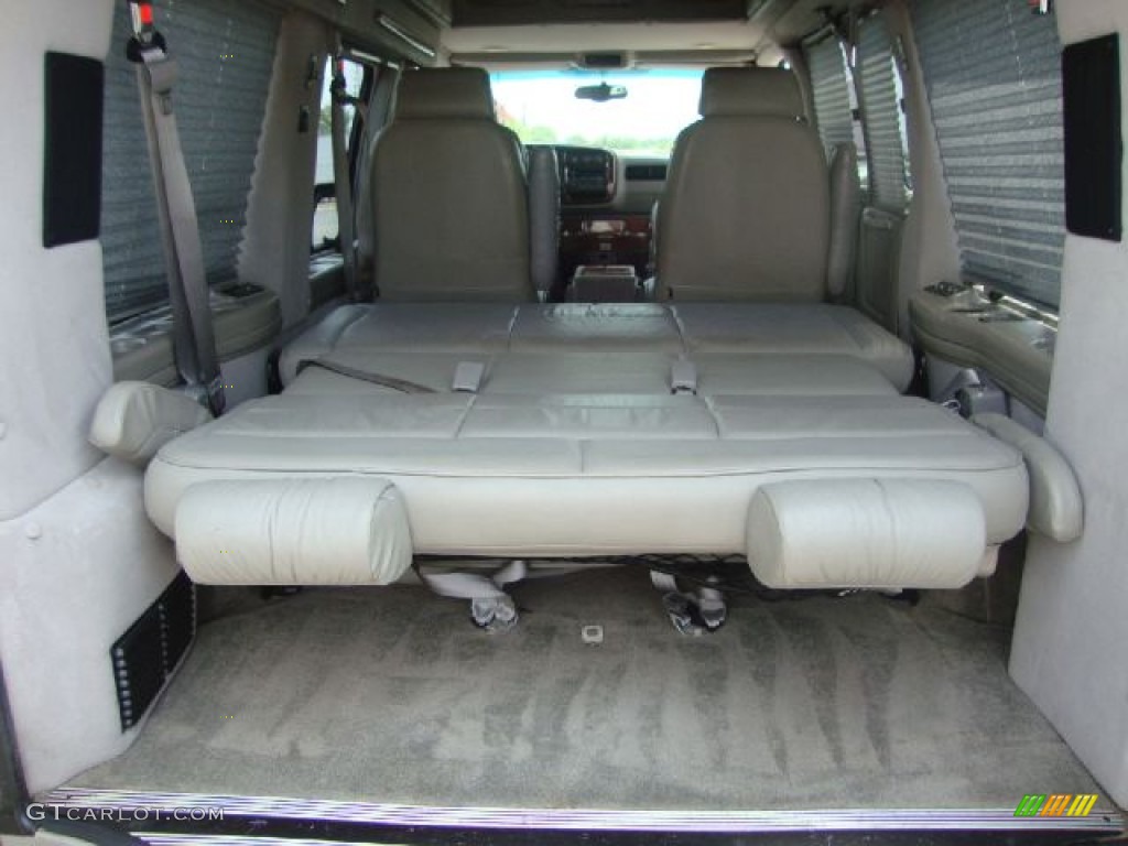 2002 GMC Savana Van G1500 Passenger Conversion Trunk Photo #51917591