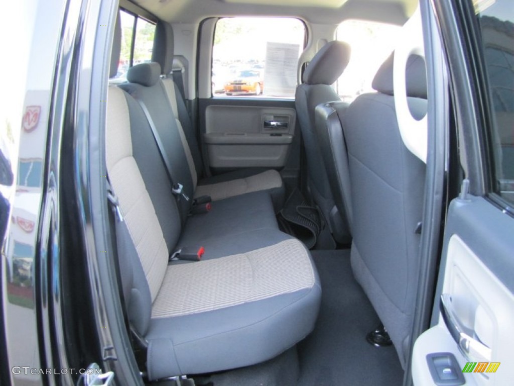 2011 Ram 1500 SLT Quad Cab - Brilliant Black Crystal Pearl / Dark Slate Gray/Medium Graystone photo #17