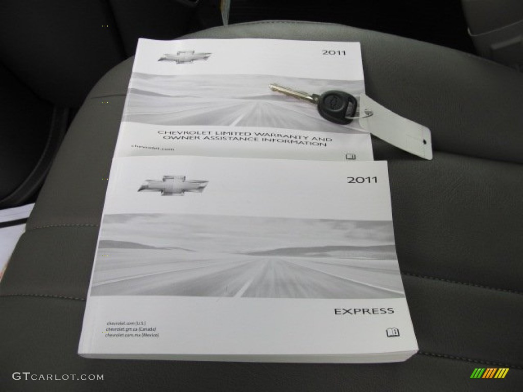 2011 Chevrolet Express 2500 Work Van Books/Manuals Photos