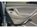 Super White - Camry LE Photo No. 19