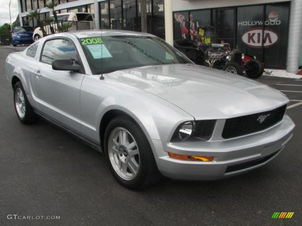 2008 Mustang V6 Deluxe Coupe - Brilliant Silver Metallic / Dark Charcoal photo #1