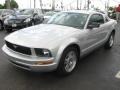 Brilliant Silver Metallic - Mustang V6 Deluxe Coupe Photo No. 5